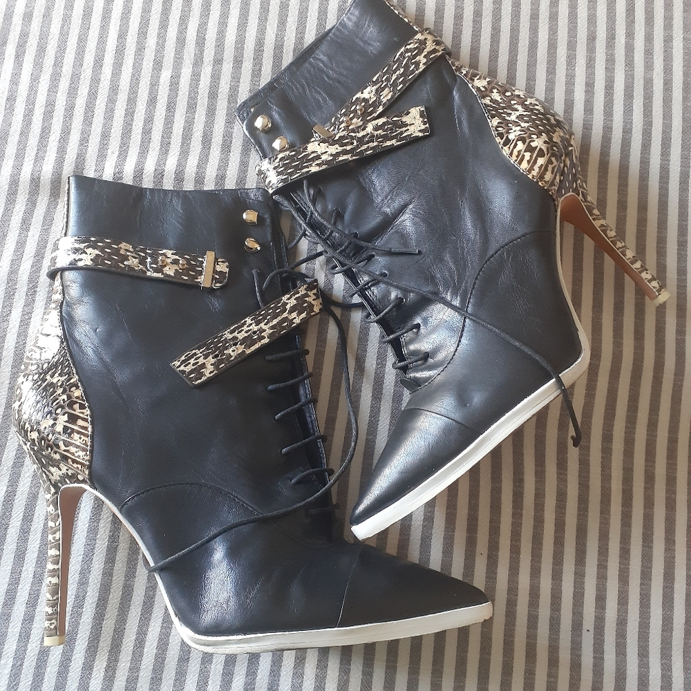 Rachel Roy Boots